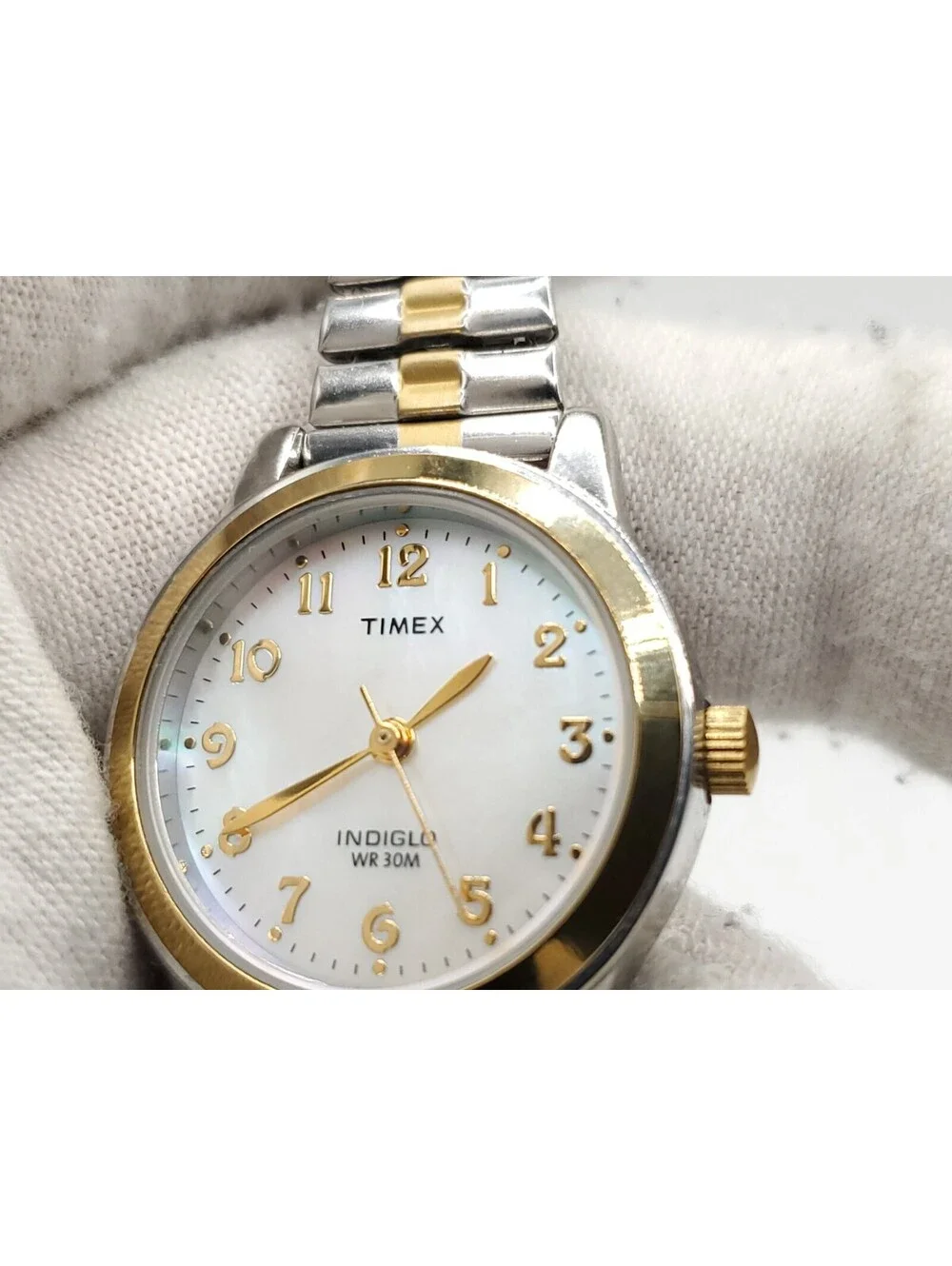 Timex Indiglo MOP Dial Two-Tone Expandable Band Women Watch New Battery 25mm